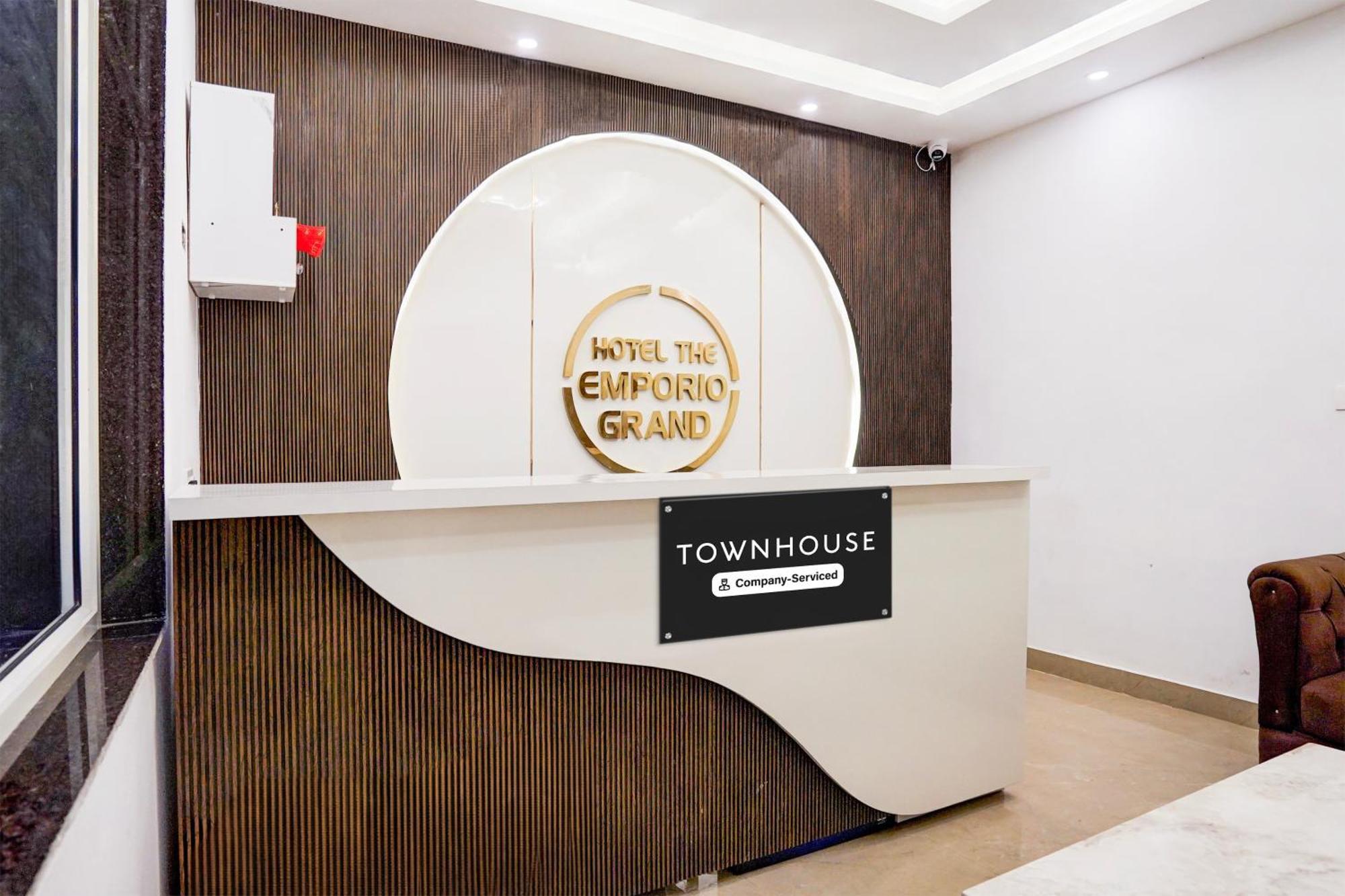 Townhouse Hotel Grand Emporio By Sbg Near Vaishali Metro Station Ghaziabad Exterior photo